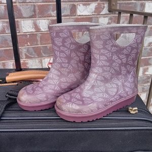 Ugg rain boots sz8